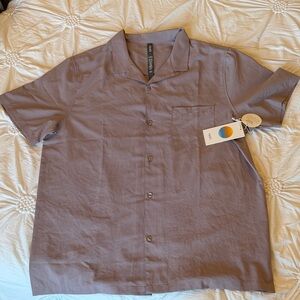 Vuori brand Men's Casual purple/gray (mauve?) Button Down Shirt. Large